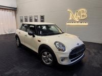Begagnad Mini One D Pepper 95 HK (69 kW) 2015 Vit Halvkombi