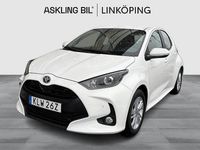 Begagnad Toyota Yaris Hybrid Active 116 HK (85 kW) 2023 Vit Halvkombi