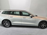 begagnad Volvo V60 B3 Bensin Core, Klimatpaket 2023, Kombi