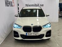 begagnad BMW X1 xDrive25e M Sport 220hk S&V-Hjul/Kamera/Drag/Navi/HuD