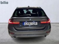 begagnad BMW 328 330e xDrive Touring Steptronic Sport line Drag Navi 2022, Kombi