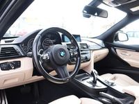 begagnad BMW 320 d xDrive Steptronic M Sport Kolfiber Dragkrok Navi