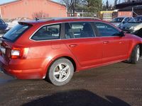 Begagnad Skoda Octavia 105 HK (77 kW) 2014 Röd Halvkombi