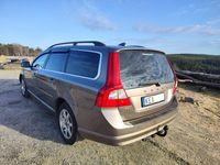 begagnad Volvo V70 Unik valmöjlighet* och bilvårdskit m.m. inkluderat