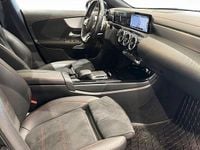 Begagnad Mercedes CLA200 Shooting Brake AMG line 163 HK (119 kW) 2021 Svart Kombi