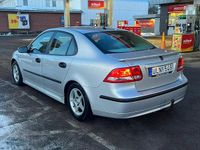 Begagnad Saab 9-3 Linear 150 HK (110 kW) 2004 Light gray metallic