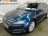 begagnad Skoda Superb iV Kombi Style laddhybrid 218hk DSG / Drag