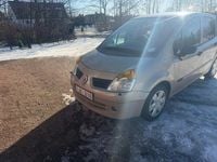 Begagnad Renault Modus 98 HK (72 kW) 2006 Minibuss