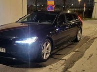 Begagnad Volvo V90 Momentum 190 HK (139 kW) 2019 Kombi