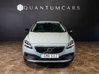 Begagnad Volvo V40 CC 2017 Blå Kombi