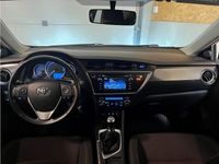 begagnad Toyota Auris 1.6 132hk Valvematic / 2 BRUKARE / BACKKAMERA