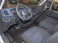 Begagnad Iveco Daily 136 HK (100 kW) 2022 Vit Van
