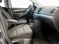 Begagnad VW Sharan 150 HK (110 kW) 2016 Grå Minibuss