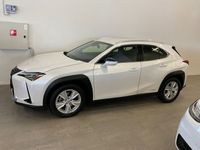 begagnad Lexus UX 250h CVT backkamera,drag