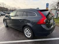 Begagnad Volvo V60 Momentum 150 HK (110 kW) 2015 Grå Kombi