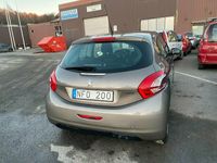 begagnad Peugeot 208 3-dörrar 1.2 VTi 82hk