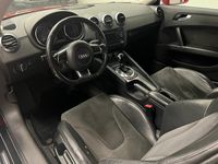 begagnad Audi TT Coupé 3.2 V6 Quattro S Tronic 250hk