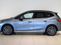 begagnad BMW 220 225 e xDrive, M-Sport, Drag, Adpt Fart, Premium 2023, Minibuss