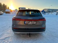 begagnad Audi e-tron 55 Quattro 408HK Lågmil 1 Ägare Momsad