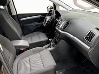 Begagnad VW Sharan 150 HK (110 kW) 2019 Brun Minibuss