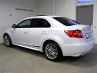 Begagnad Suzuki Kizashi 178 HK (130 kW) 2010 Vit Sedan