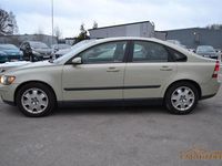 Begagnad Volvo S40 136 HK (100 kW) 2006 Ljusgrön (grön) Sedan