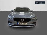 Begagnad Volvo V90 Momentum 190 HK (139 kW) 2017 Blå Kombi
