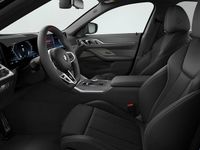 Begagnad BMW i4 Comfort Edition 442 kW (601 HK) 2000 Tanzanite blue metallic Sedan