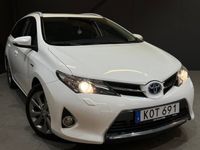 begagnad Toyota Auris Touring Sports Hybrid e-CVT 137 hk 2014