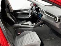 Begagnad MG ZS Comfort 114 kW (156 HK) 2022 Röd (red) Halvkombi