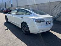 begagnad Tesla Model 3 Standard Range Plus, v-hjul 5,99% garanti