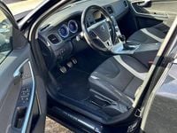 Begagnad Volvo V60 180 HK (132 kW) 2012 Svart metallic Kombi