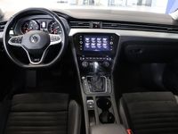 begagnad VW Passat 2.0 TDI 4M R-Line Executive Dragpaket D-Värmare
