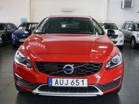 begagnad Volvo V60 CC D4 AWD Geartronic Classic Momentum