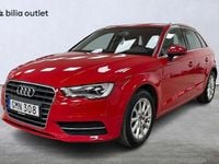 Begagnad Audi A3 Sportback Attraction 110 HK (80 kW) 2014 Röd Halvkombi
