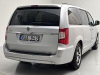 Begagnad Lancia Voyager 163 HK (119 kW) 2012 Grå Minibuss