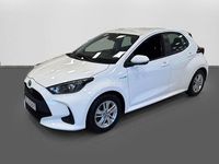 Begagnad Toyota Yaris Hybrid 92 HK (67 kW) 2021 Vit Halvkombi