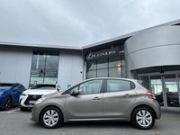 begagnad Peugeot 208 Automat 1.4 e-HDi EGS Euro 5