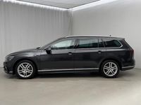 Begagnad VW Passat R-line 200 HK (147 kW) 2022 Mörkgrå Kombi