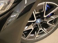 begagnad BMW i4 M50 xDrive Fully charged Innovation Drag Harman kardon Aktiv farthållare Laserlight