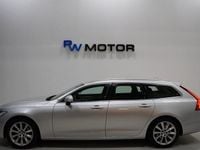 Begagnad Volvo V90 Momentum 150 HK (110 kW) 2018 Silver Kombi