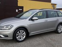 Begagnad VW Golf VII Comfortline 131 HK (96 kW) 2019 Silver Kombi