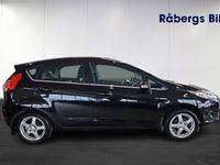 begagnad Ford Fiesta Titanium 5-dörrar 1.0 *VInterhjul*