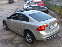 Begagnad Volvo S60 CC Summum 190 HK (139 kW) 2017 Ljusbrun (luminous sand metallic) Sedan