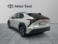 Begagnad Toyota bZ4X 2023 Silver SUV