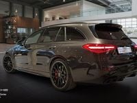 Begagnad Mercedes C63 AMG AMG 476 HK (350 kW) 2024 Grå