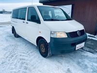 begagnad VW Shuttle Vw2,5 AUT Nybesiktigad