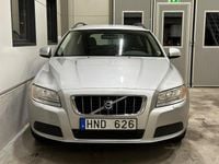 Begagnad Volvo V70 Kinetic 146 HK (107 kW) 2008 Grå Kombi