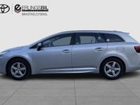 Begagnad Toyota Avensis Active 147 HK (108 kW) 2016 Silver Kombi
