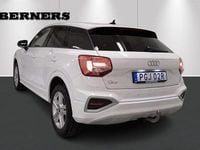 Begagnad Audi Q2 Advanced Plus 151 HK (111 kW) 2024 Vit SUV